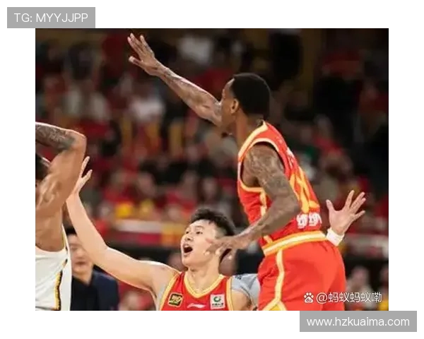 火箭队与上海大鲨鱼队的精彩对决引发球迷热议与期待
